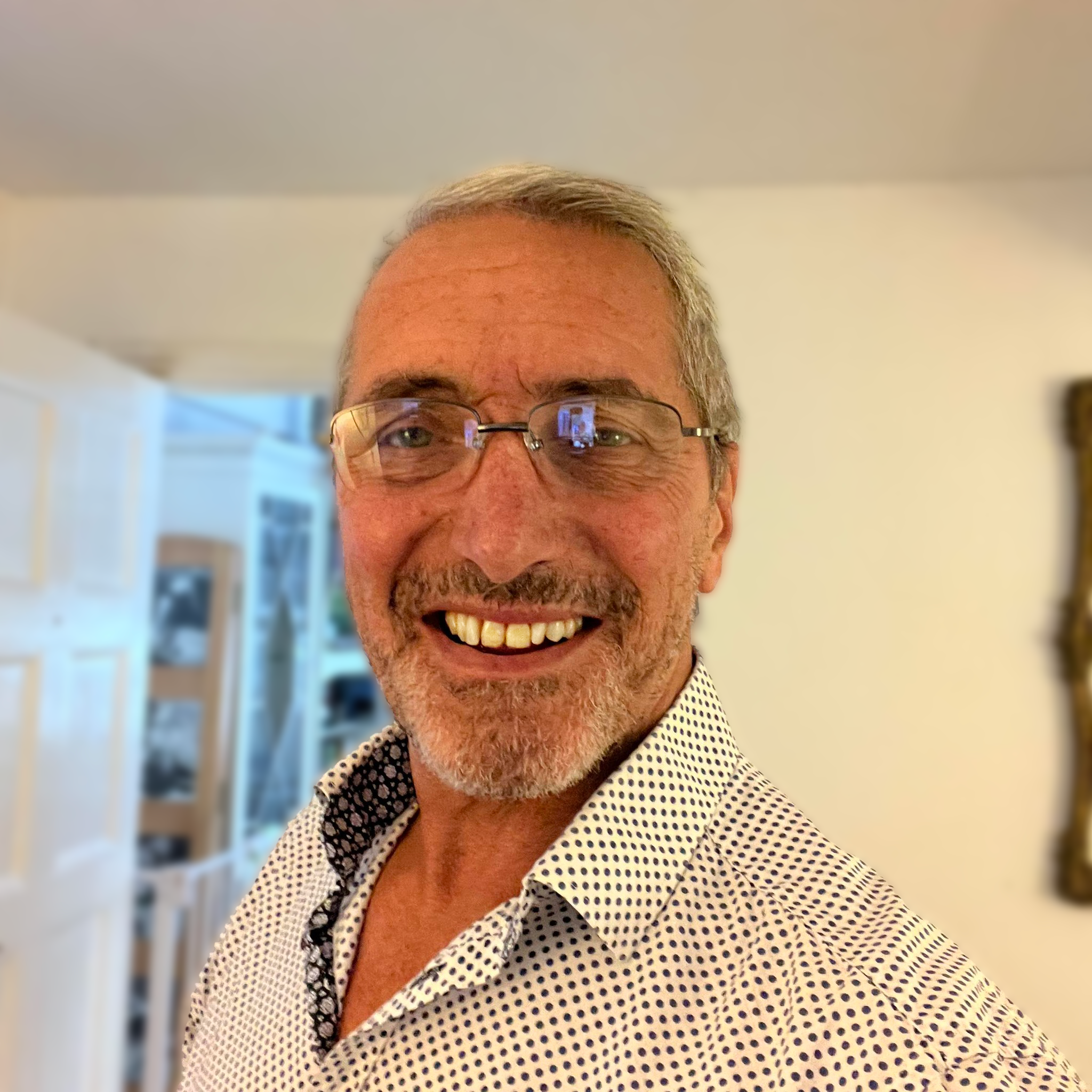 Michael Lowndes Michael Lowndes - MIKONA Buy-to-Let Investment Property UK and Dubai